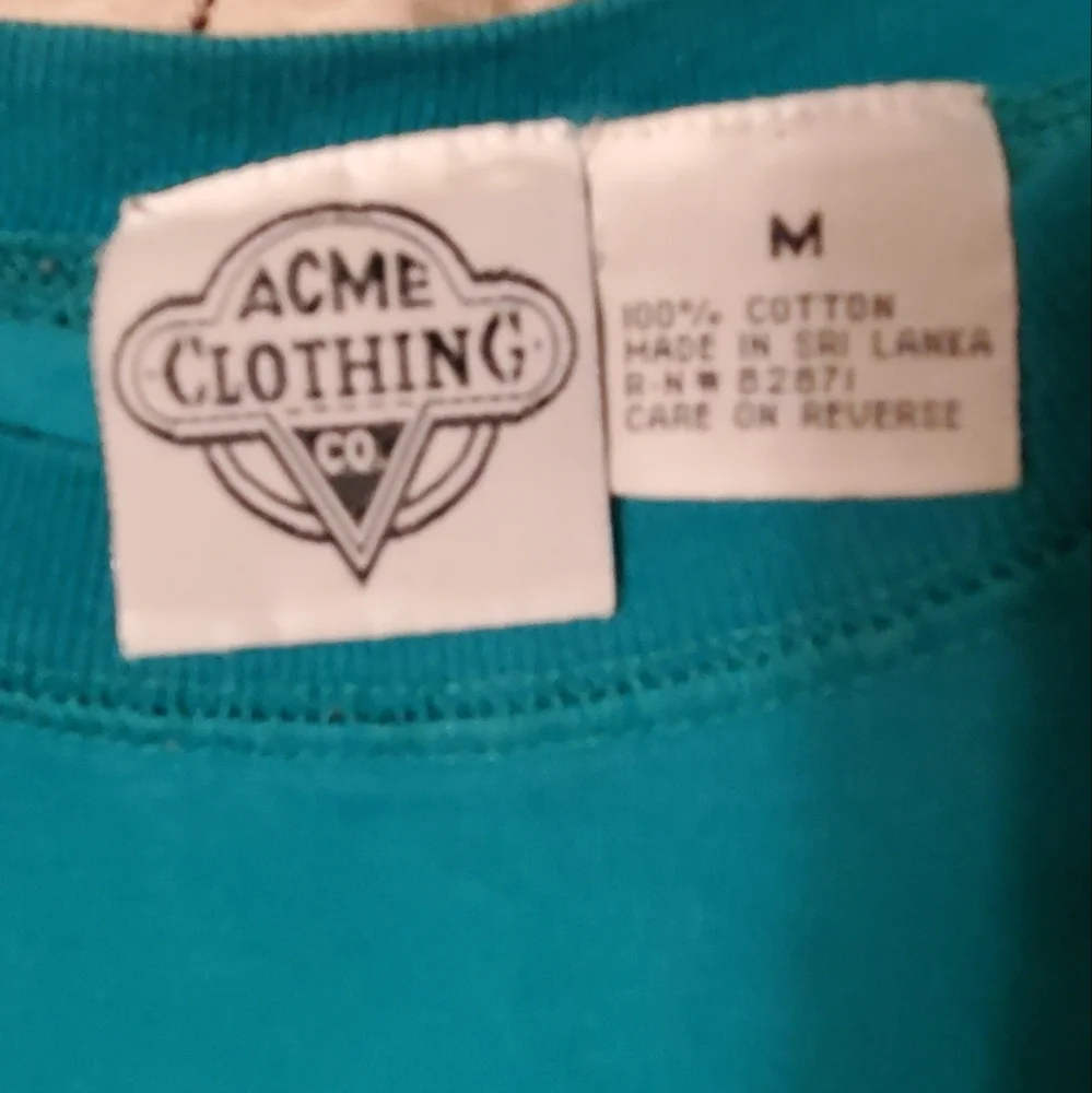 Vintage Pepe LePew pocket tee - Picture 3 of 3